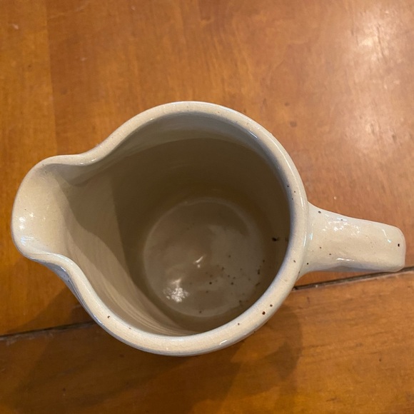 Marshall Pottery Cat Pitcher 6” x 4”
In great condition! - Picture 4 of 7